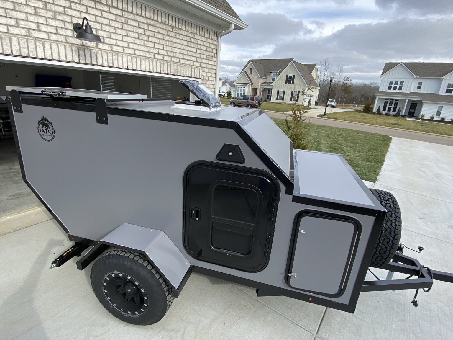 Shell Grey Side Profile